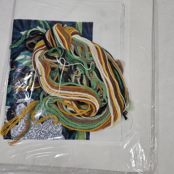 Dimensions Jungle Jaguar Crewel Embroidery Kit Home Decor Wild Cat Stitch NIB - Picture 7 of 8